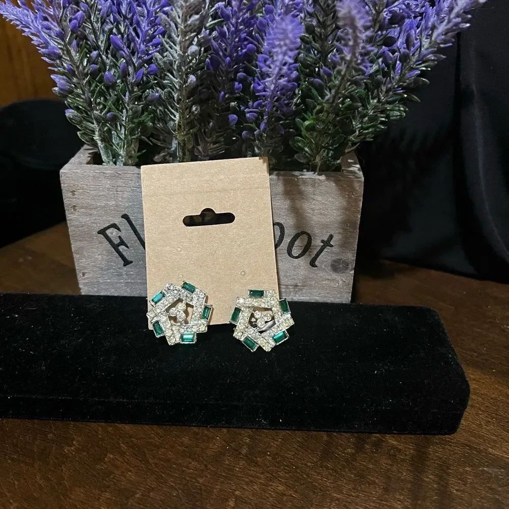 SARAH COVENTRY GREEN AND CLEAR RHINESTONE CLIP EARRINGS